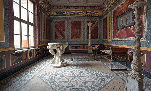 Picture: Summer triclinium (summer dining room)